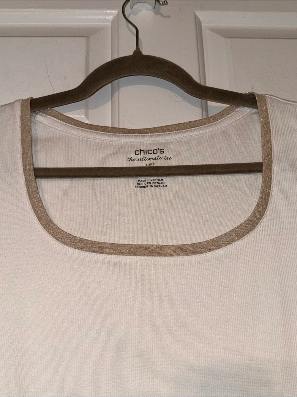 Chico’s white Sleeveless the ultimate tee metallic Silver gold Trim tank top XL - Picture 6 of 14